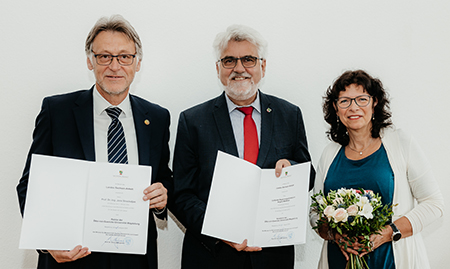 Übergabe Ernennungsurkunde
