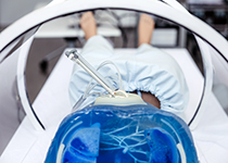 Metallfreier Miniroboter für OPs im MRT