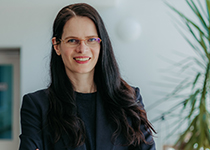 Prof. Dr. Hana Bunzen
