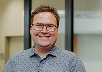 Prof. Dr. Julian Thiele Prof. Dr. Julian Thiele