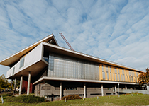 Universitätsbibliothek von hinten