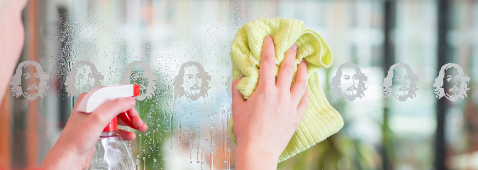 Reinigung einer Glasscheibe Reinigung einer Glasscheibe